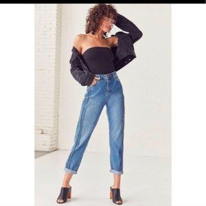 BDG Mom  Pintuck Jeans w24